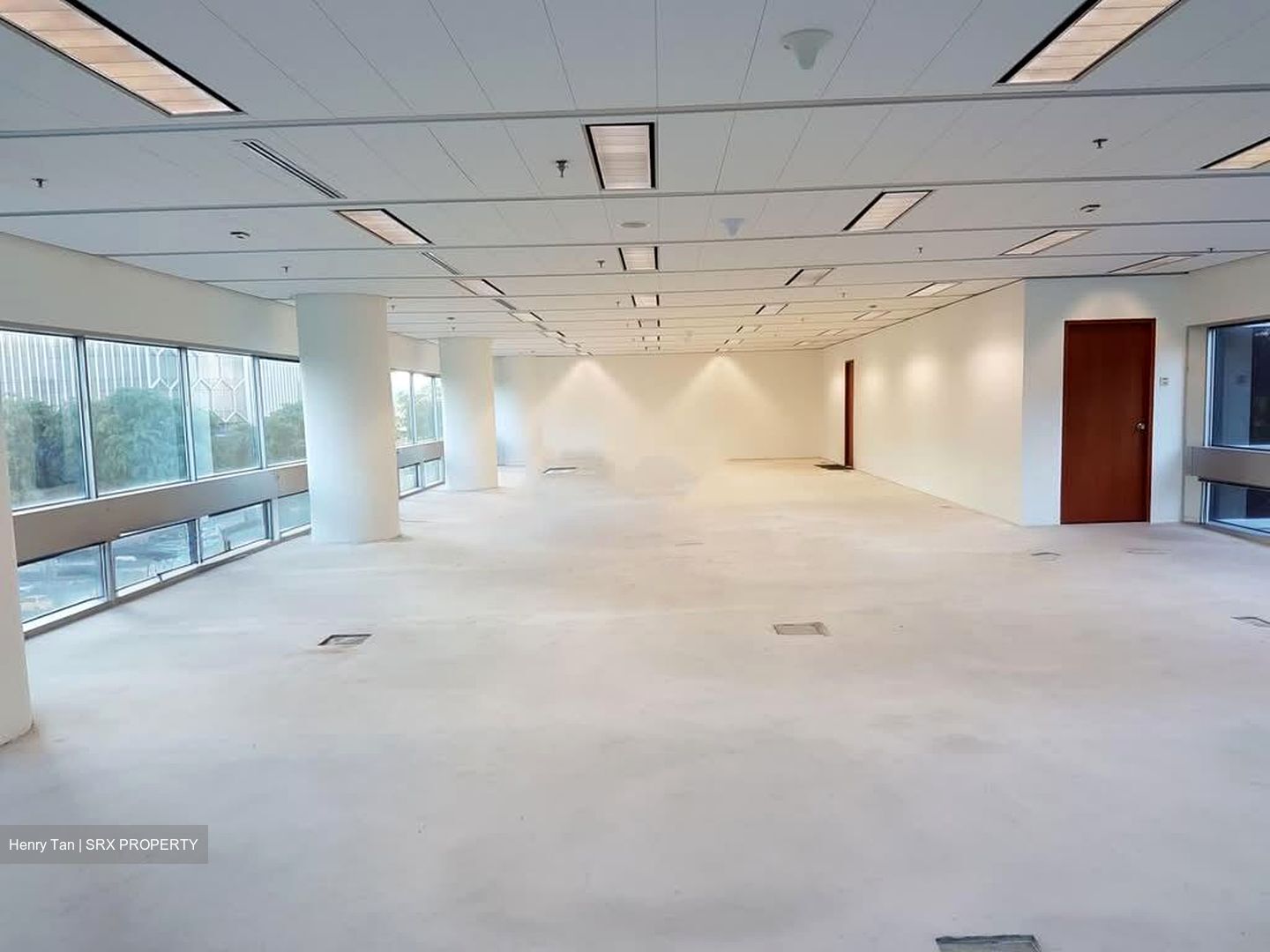 Gateway West (D7), Office #626373191